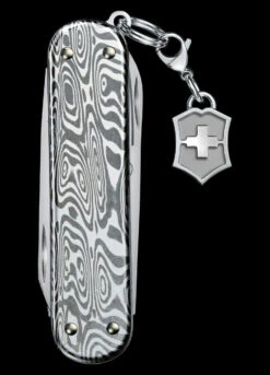 Victorinox Classic SD Brilliant Damascus -Victorinox Sales BMC 0622134.3 73142.1671193496.1280.1280 93754.1671207008