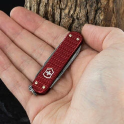 Victorinox Classic Precious Alox 20 Victorinox Classic Precious Alox -Victorinox Sales BMC 06221401G.1 54150.1648563199