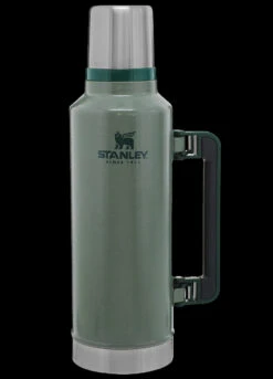 STANLEY CLASSIC LEGENDARY BOTTLE 1.9L -Victorinox Sales Stanley Leg.Classic 1.9L GREEN.1 20817.1692363829