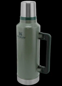 STANLEY CLASSIC LEGENDARY BOTTLE 1.9L -Victorinox Sales Stanley Leg.Classic 1.9L GREEN 83459.1692363829